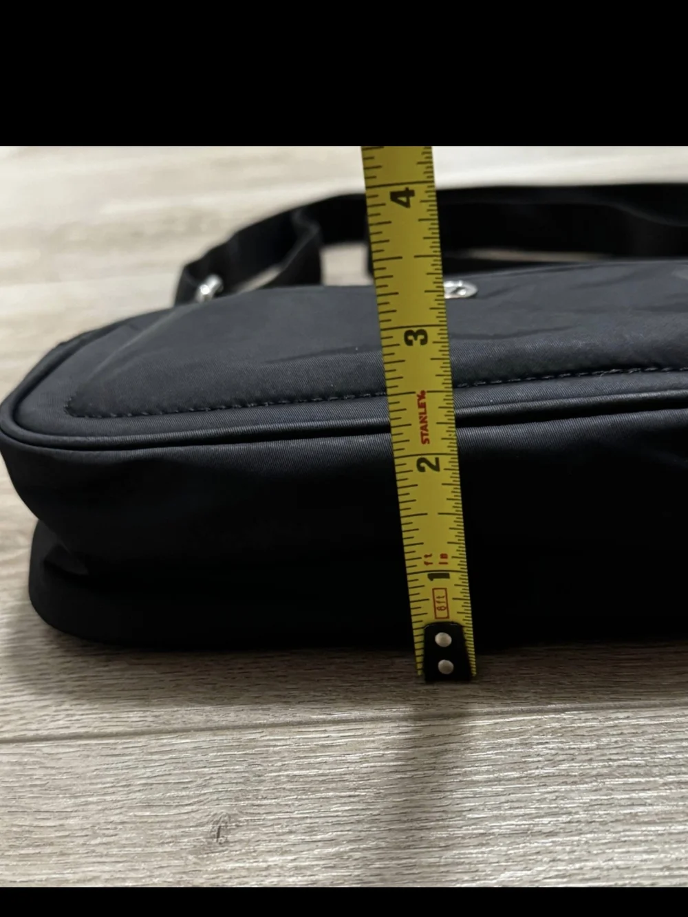 lululemon Camera Crossbody 2 L